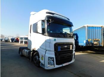 Tractor Ford F max ll 4x2 scab e6 12tx2620: foto 2 Tractor Ford F max ll 4x2 scab e6 12tx2620: foto 2