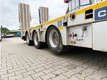Semi-reboque baixa para transporte de máquinas pesadas CYL 3 CYL 3, mit Lift-/Lenkachse, faltbare Rampen: foto 2 Semi-reboque baixa para transporte de máquinas pesadas CYL 3 CYL 3, mit Lift-/Lenkachse, faltbare Rampen: foto 2