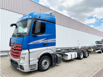 Camião transportador de contêineres/ Caixa móvel MERCEDES-BENZ Actros 2542