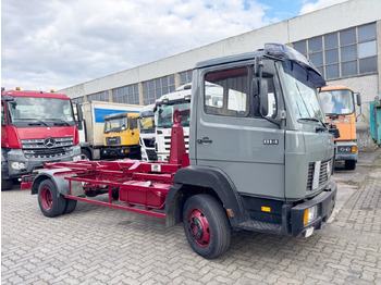 Camião polibenne MERCEDES-BENZ LK 814