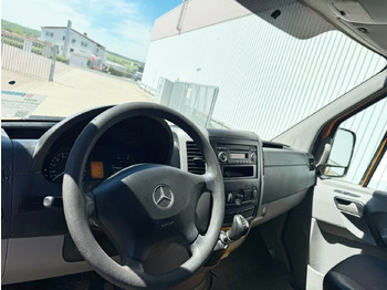 Fotografia de interior 1: Carrinha de caixa aberta, Carrinha cabine dupla Mercedes-Benz Sprinter 313 CDI 4x4 Doka Sprinter 313 CDI 4x4 Doka