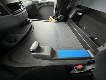 Tractor novo Mercedes-Benz Actros 2141 K 4x2 Actros 2141 K 4x2: foto 3