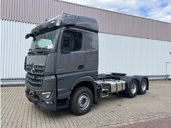Tractor MERCEDES-BENZ Arocs 2653