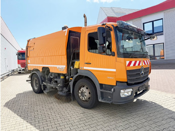 Camião MERCEDES-BENZ Atego 1524
