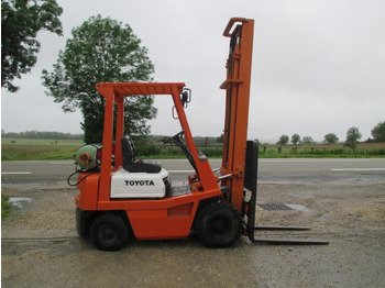 Empilhador TOYOTA FG 18