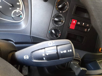 Camião frigorífico Mercedes-Benz Atego 821: foto 5