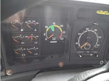 Camião basculante SCANIA 94G260: foto 5