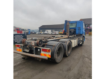 Camião transportador de contêineres/ Caixa móvel DAF CF 85 430: foto 5