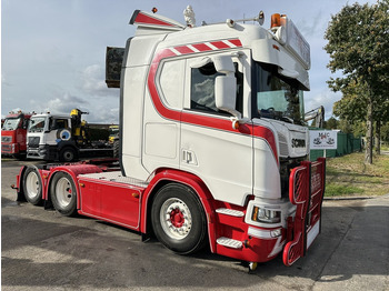 Tractor SCANIA R 500
