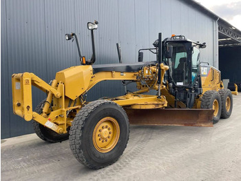 Motoniveladora CATERPILLAR 140M