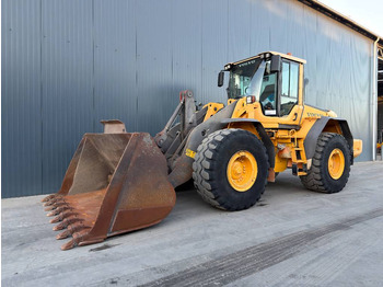 Pá carregadora de rodas VOLVO L120F