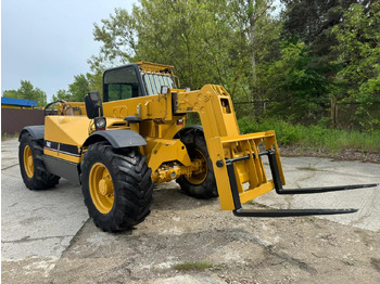 Pá carregadora de rodas CATERPILLAR CAT TH 62: foto 2