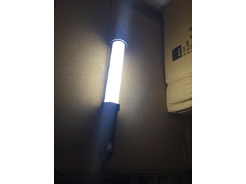 Equipamento para oficina Lampa warsztatowa na 5 metrowym przewodzie zasilającym: foto 4