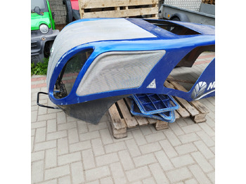 Carroceria e exterior NEW HOLLAND