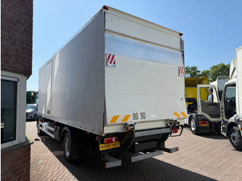 Camião furgão DAF LF 55.250 LF55-250 Box with lift / Manual gearbox Euro5: foto 4