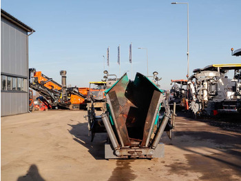 Acabadora VÖGELE SUPER 800-3i: foto 3 Acabadora VÖGELE SUPER 800-3i: foto 3