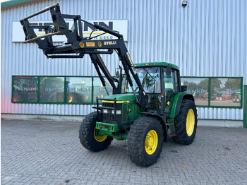 Trator JOHN DEERE 6110