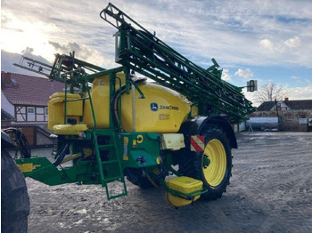 Pulverizador de arrastar JOHN DEERE