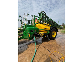 Pulverizador de arrastar JOHN DEERE