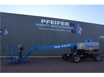 Plataforma telescópica GENIE S45
