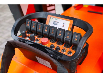 Guindaste sobre esteiras Jekko SPX532CL2 Electric, Remote Controlled, 17.3m Lifti: foto 4