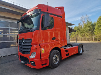 Tractor MERCEDES-BENZ Actros 1845