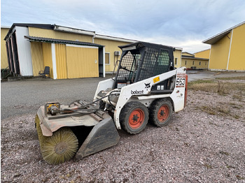 Pá carregadora de rodas BOBCAT