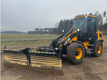 Pá carregadora de rodas JCB 409