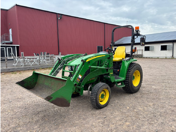 Trator JOHN DEERE 3R Series