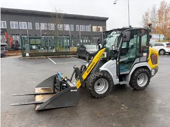 Pá carregadora de rodas KRAMER