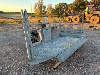 Equipamento de construção MANITOU