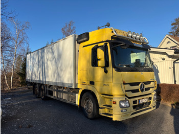 Camião MERCEDES-BENZ Actros 2541