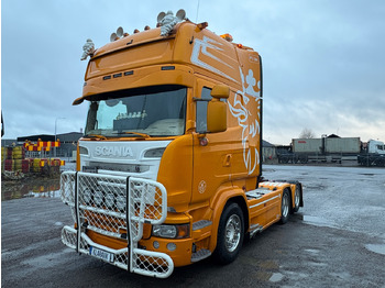 Camião SCANIA R 580