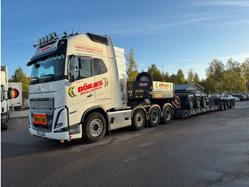 Camião VOLVO FH16