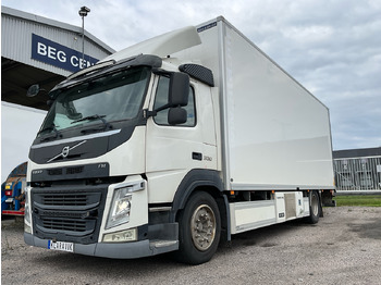 Camião VOLVO FM