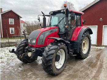 Trator VALTRA N142