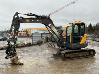 Escavadeira VOLVO ECR88D