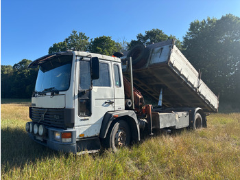 Camião grua VOLVO FL6