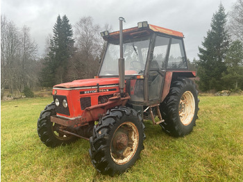 Trator ZETOR