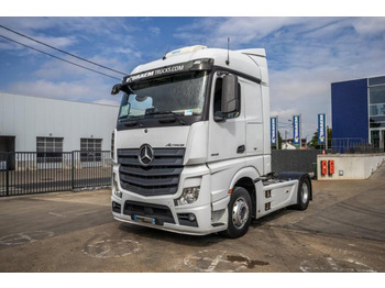 Tractor MERCEDES-BENZ Actros 1845