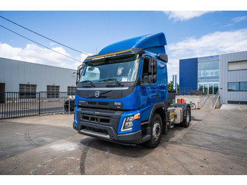 Tractor VOLVO FMX 420