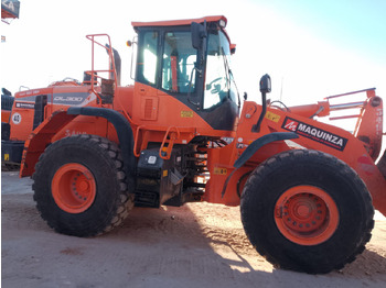 Pá carregadora de rodas DOOSAN DL300