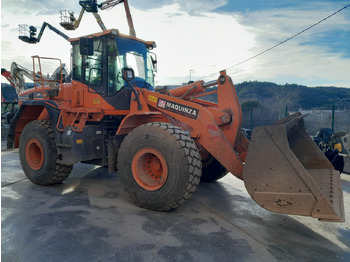 Pá carregadora de rodas DOOSAN DL300