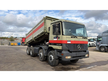 Locação financeira de Mercedes-Benz Actros 3235 (EPS / LAMES / GRAND PONT / STEEL SUSP. / 3 PEDALES / MP1) Mercedes-Benz Actros 3235 (EPS / LAMES / GRAND PONT / STEEL SUSP. / 3 PEDALES / MP1): foto 3 Locação financeira de Mercedes-Benz Actros 3235 (EPS / LAMES / GRAND PONT / STEEL SUSP. / 3 PEDALES / MP1) Mercedes-Benz Actros 3235 (EPS / LAMES / GRAND PONT / STEEL SUSP. / 3 PEDALES / MP1): foto 3