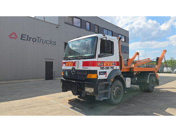 Camião transportador de contêineres/ Caixa móvel MERCEDES-BENZ Atego 1823