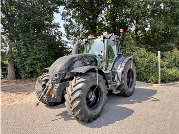 Trator VALTRA T214