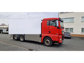 Camião cisterna MAN TGX