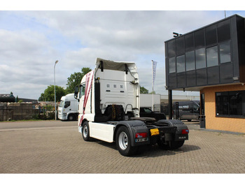 Tractor MAN TGX 18.440 * RETARDER * EURO5 * 4X2 *: foto 2