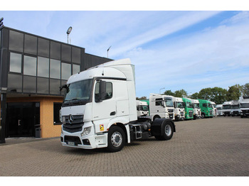 Tractor MERCEDES-BENZ Actros 1845