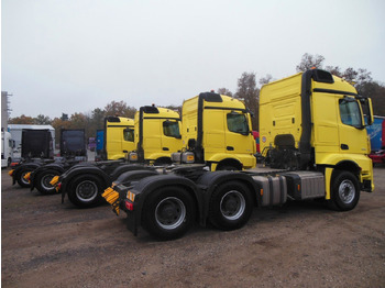 Locação financeira de  Mercedes-Benz 3353 ACTROS, 6X4, TRK, SET 120 TON, WIE NEUE!E!! Mercedes-Benz 3353 ACTROS, 6X4, TRK, SET 120 TON, WIE NEUE!E!!: foto 3